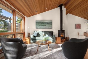 The Modern Ranch | Living area | Flat-screen TV, DVD player - Coast Cabins (Manzanita)