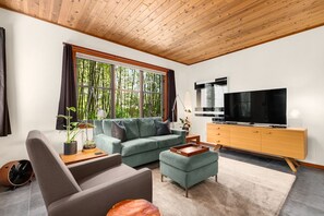 The Spa | Area keluarga | TV layar datar dan pemutar DVD