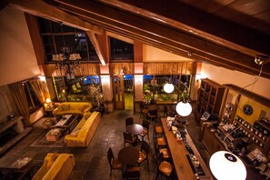 Lobby sitting area - Vitina House (Gortynia)