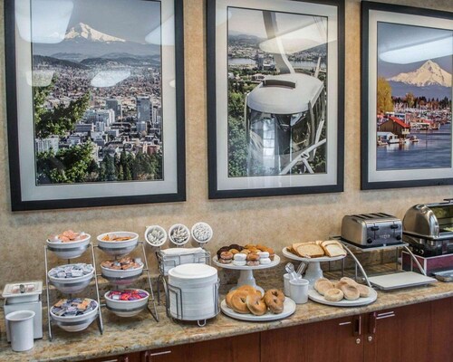 Comfort Suites Southwest