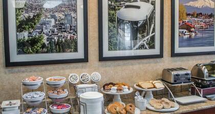 Comfort Suites Southwest