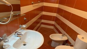 Unclassified image, 4 of 25, button - Kriva Hotel (Elbasan)