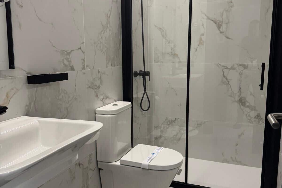 double or twin room | bathroom | hair dryer, towels, soap, shampoo