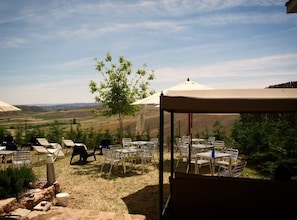Children's play area - outdoor - Hospedium Hotel Convento Santa Ana (Atienza)
