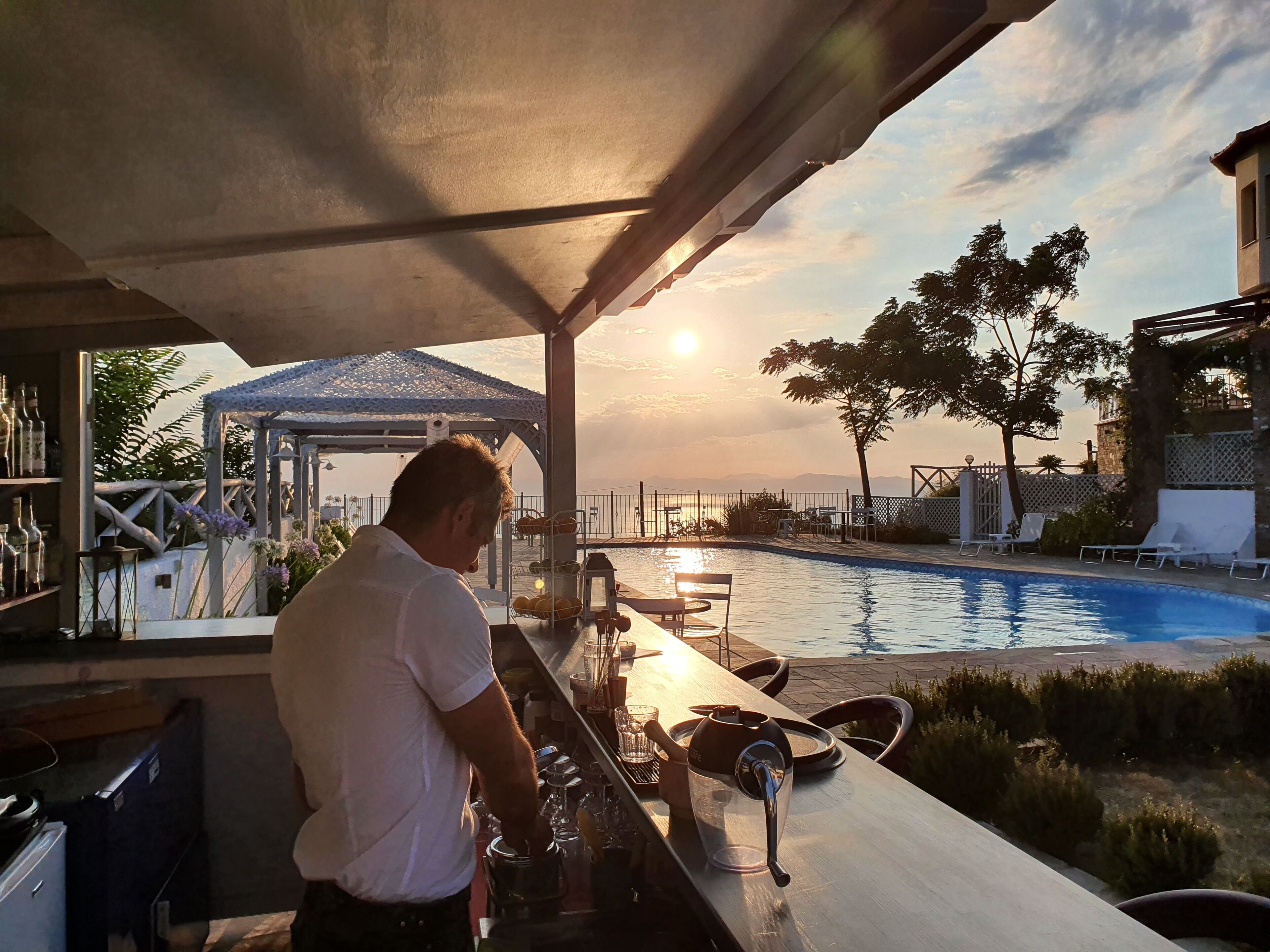 Poolside bar