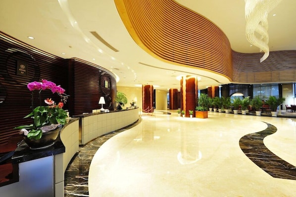 Lobby - Longting New Century Hotel Qiandao Lake Hangzhou (Hangzhou)