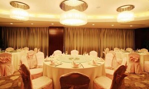 Banquet hall - Longting New Century Hotel Qiandao Lake Hangzhou (Hangzhou)