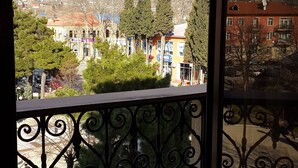 Unclassified image, 4 of 60, button - Sheki Saray Hotel (Sheki)