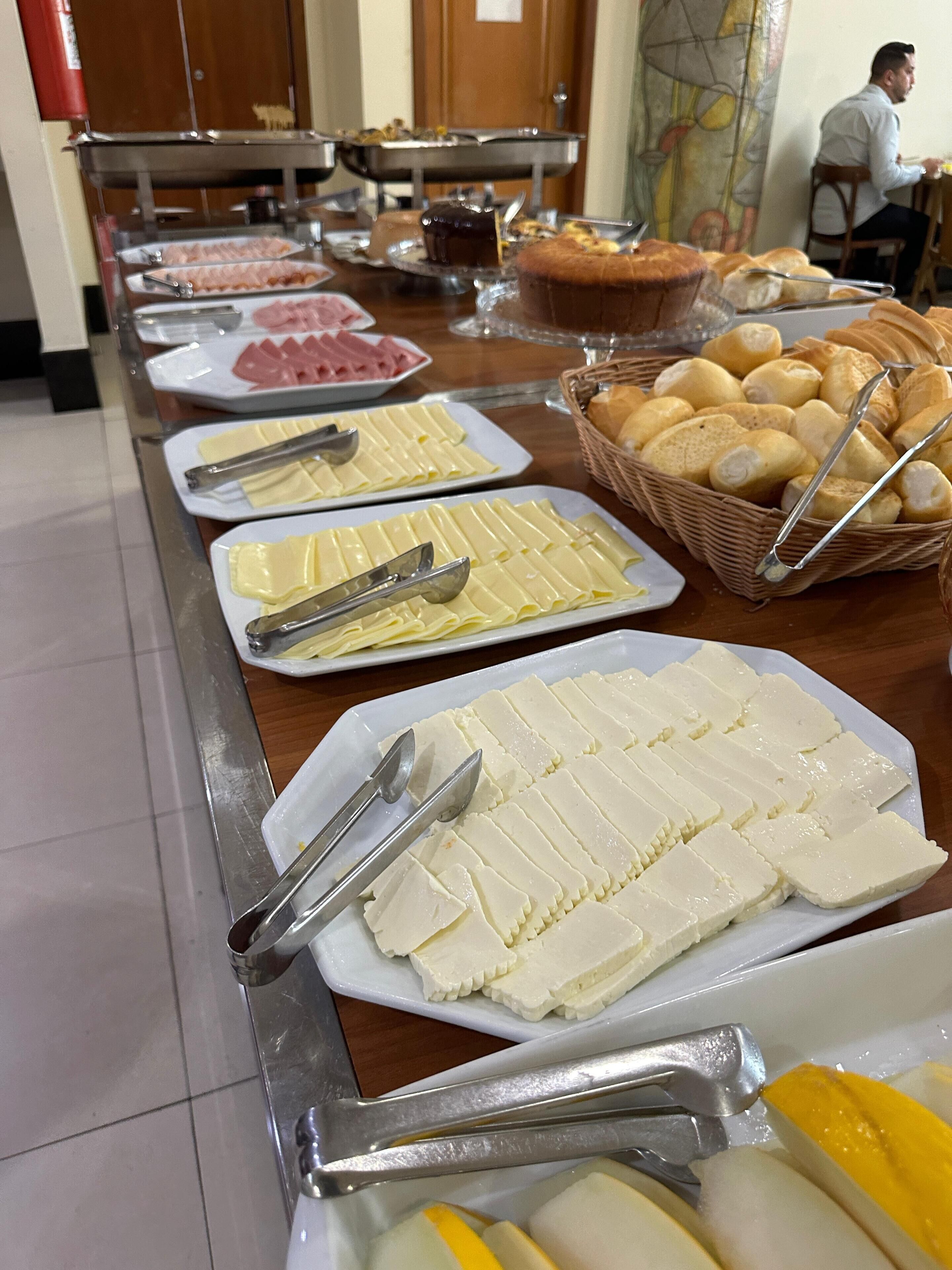 Petit déjeuner buffet compris tous les jours