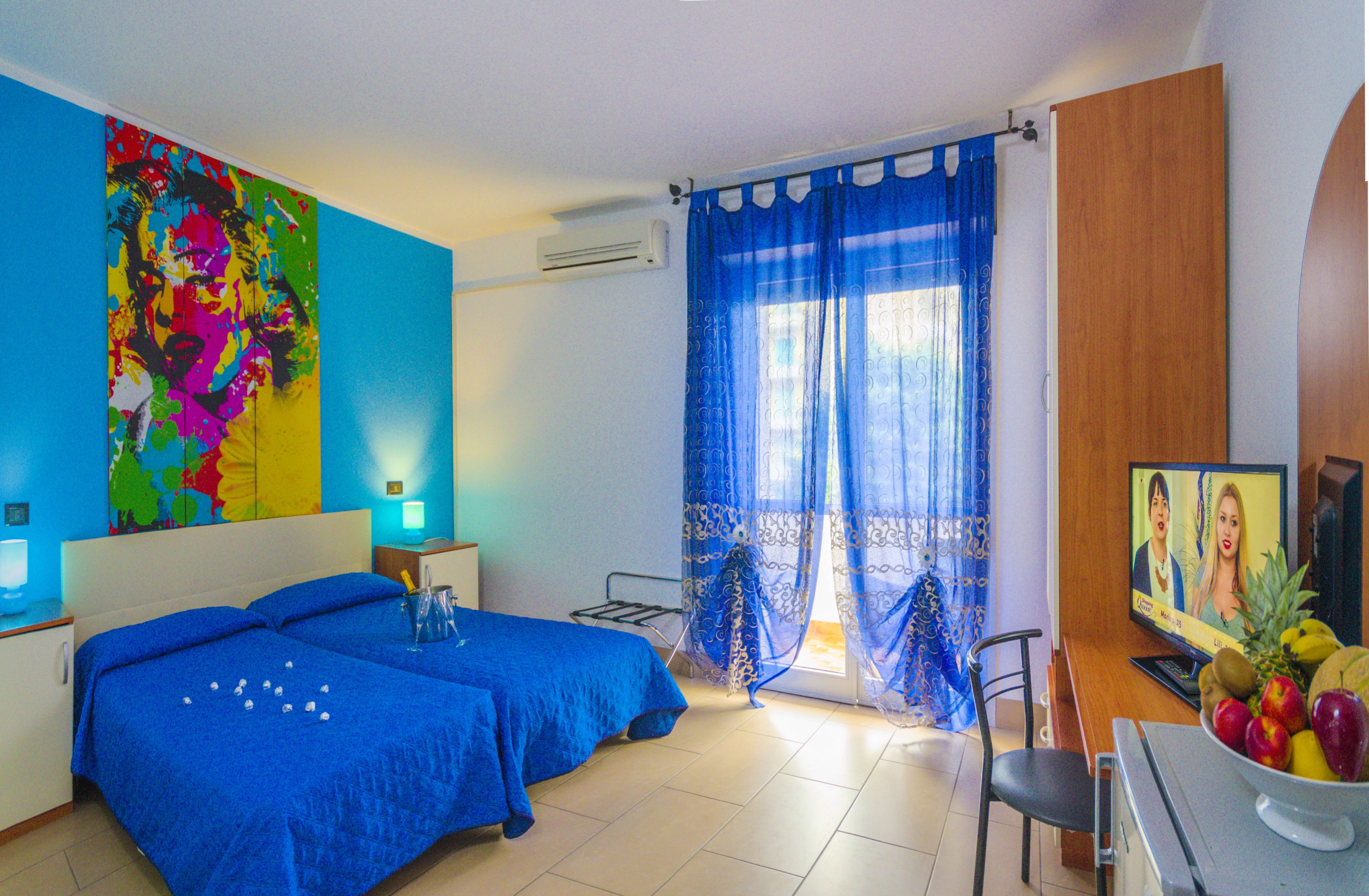 double or twin room, balcony | free cots/infant beds, free wifi, bed sheets
