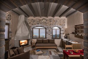 Studio | Aire de séjour | Téléviseur au plasma, foyer, lecteur de DVD