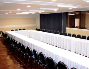 Meeting facility - Coloso Potosi (Potosi)