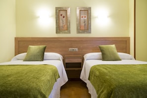 Chambre Double | Coffres-forts dans les chambres, lits bébé (en supplément)