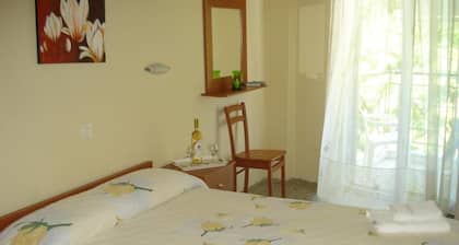 Anna Georgiou Studios