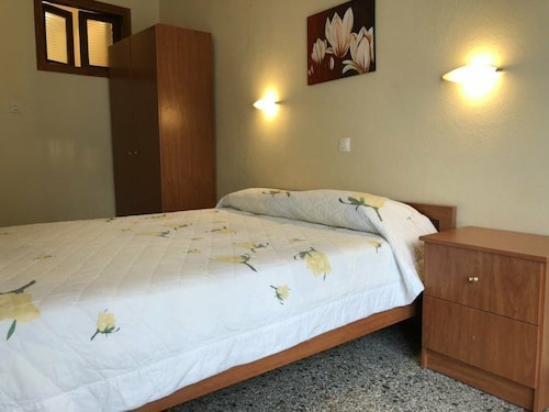 Anna Georgiou Studios