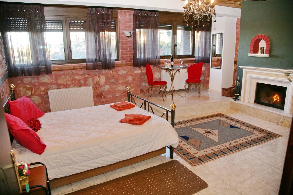 Double Room, Fireplace | Iron/ironing board, free cots/infant beds, free WiFi