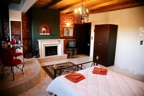 Double Room, Fireplace | Iron/ironing board, free cots/infant beds, free WiFi