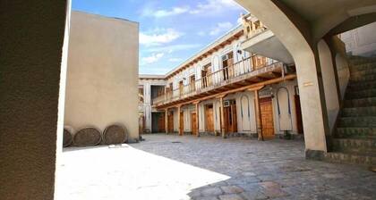 Lyabi House