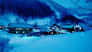Exterior - Sukayu Onsen Ryokan (Aomori)