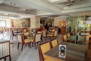 Dining - Alia Cikini (Jakarta)