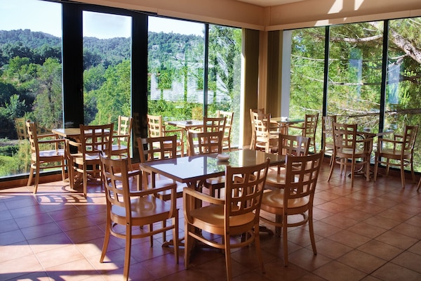 Lunch and dinner served, local cuisine