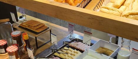 Dagelijks ontbijtbuffet (toeslag)