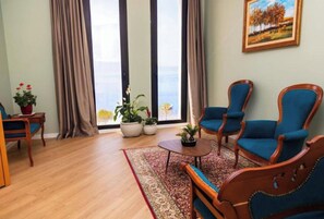 Room - Bologna (Vlorë)