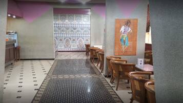 Petit déjeuner continental compris tous les jours