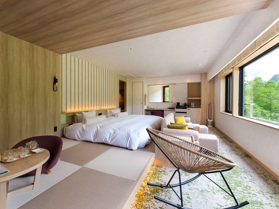 Down comforters, in-room safe, desk, free WiFi