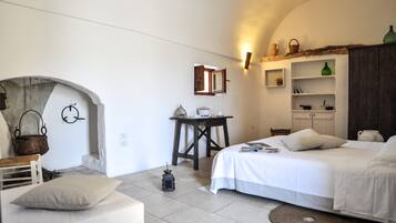 Standard-Doppelzimmer | 1 Schlafzimmer, hochwertige Bettwaren, Daunenbettdecken, Minibar