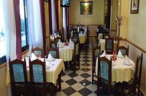 Dining - Brahmi (Béjaïa)