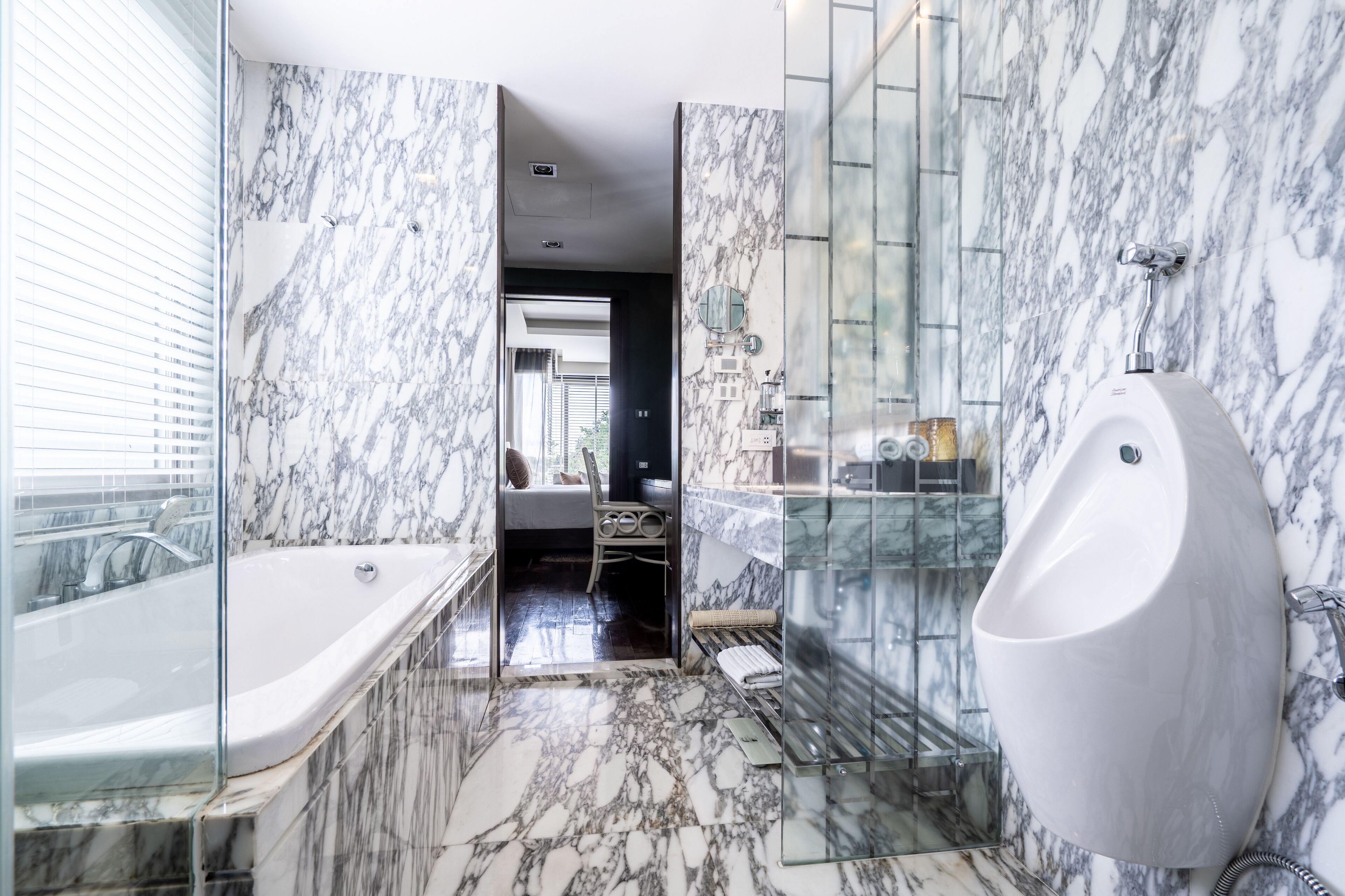 2 bedroom vorra kamol suite | bathroom | shower, free toiletries, bathrobes, slippers