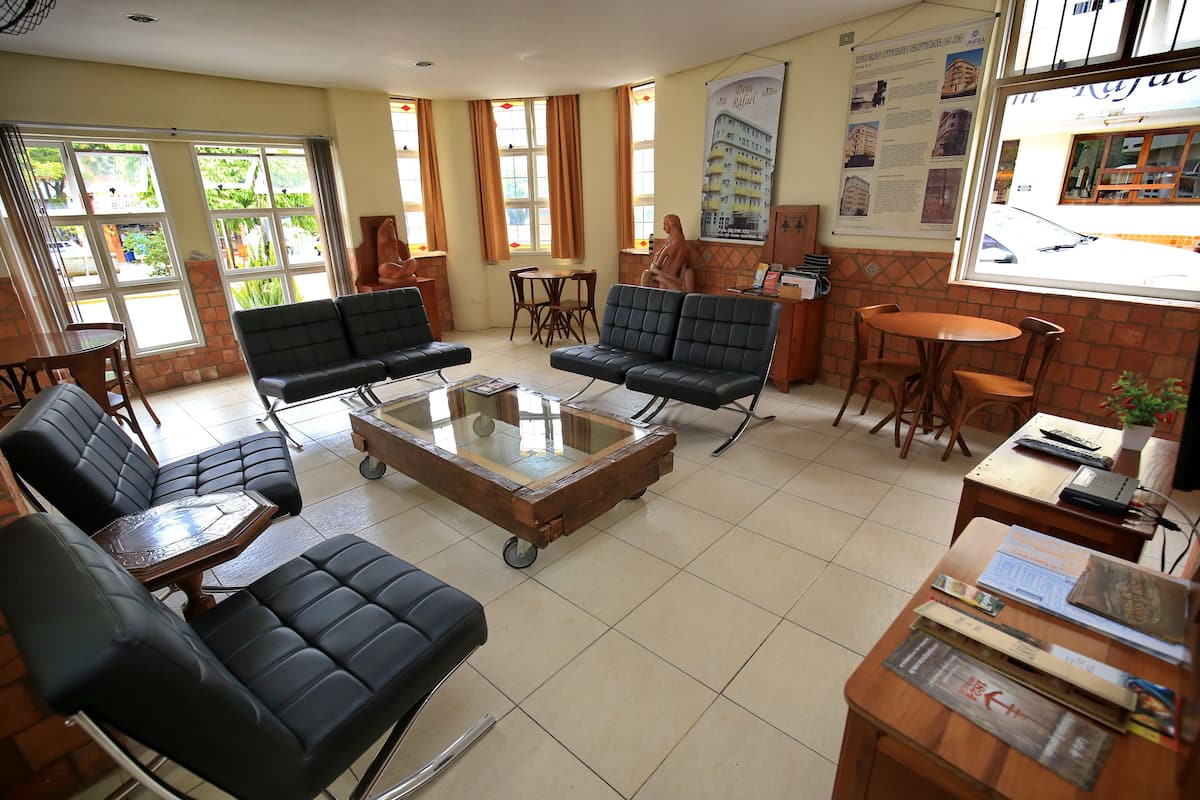 standard room, 1 bedroom, non smoking | minibar, individually furnished, desk, laptop workspace