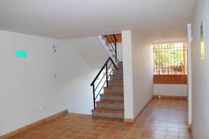 Interior - Apartahotel Los Cerezos (Neiva)