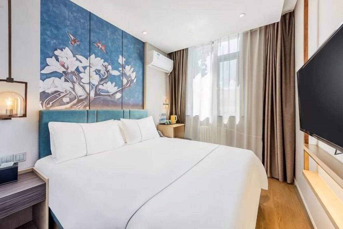 Budget Single Room