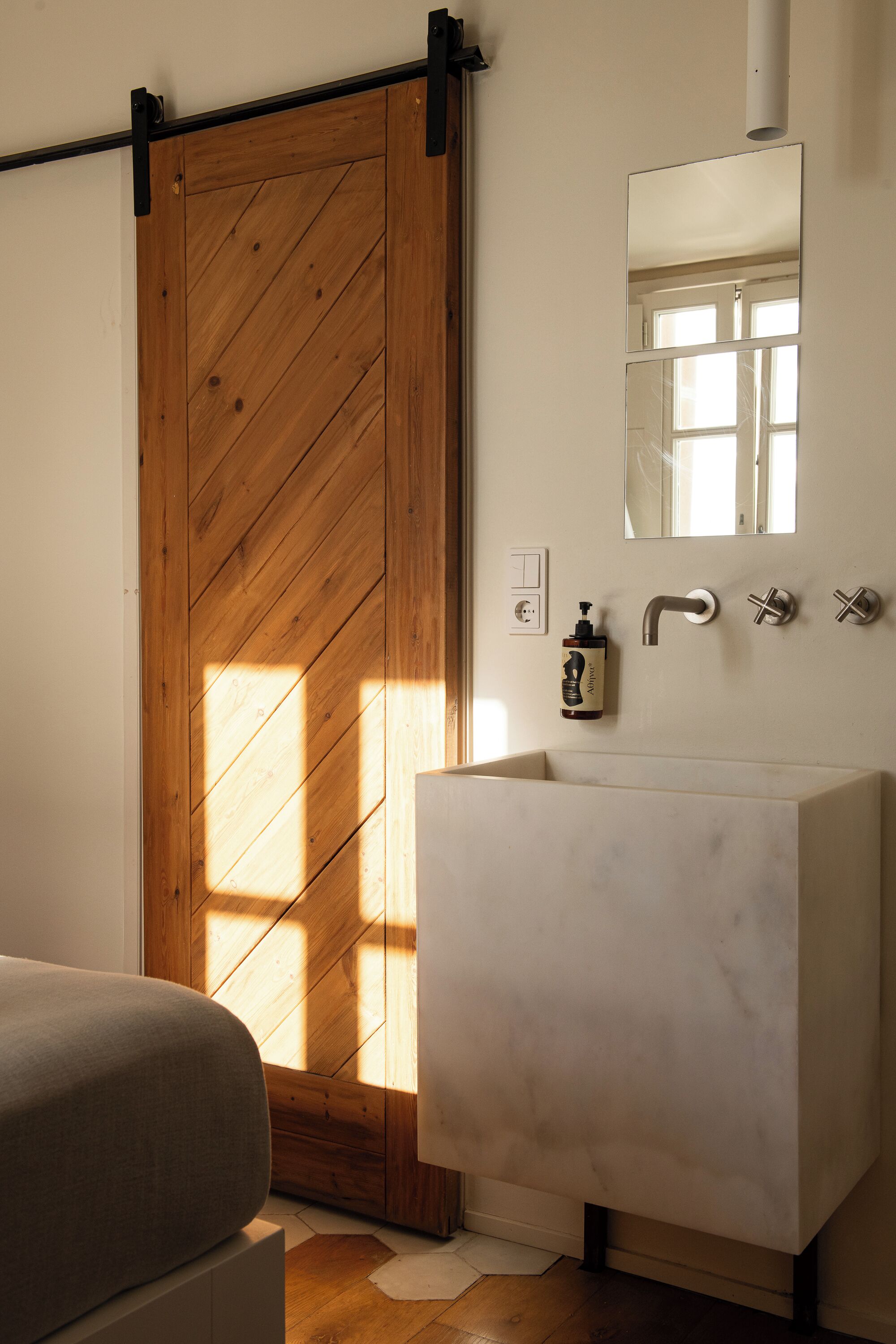 minibar, in-room safe, bed sheets