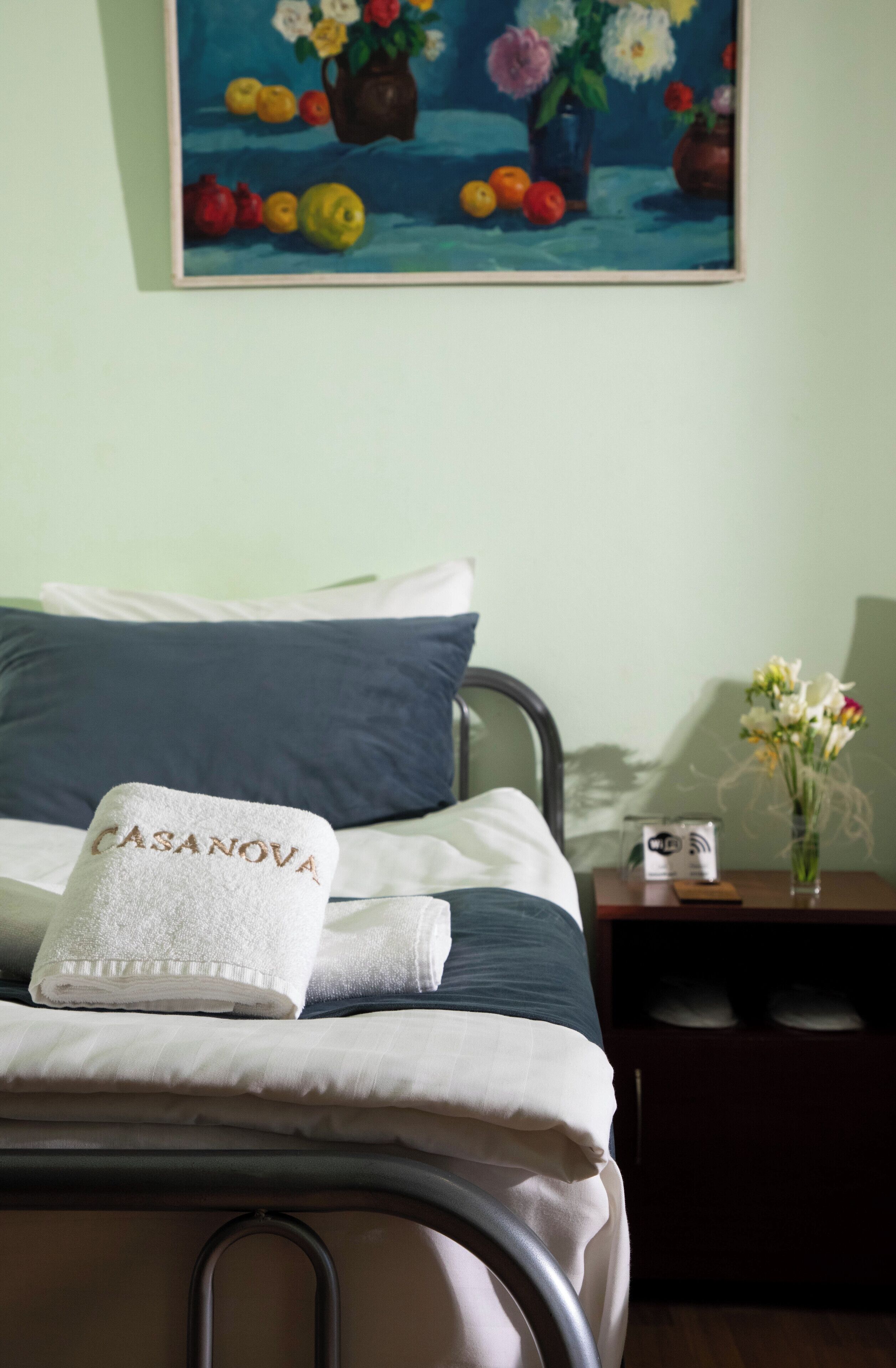 Quarto duplo superior, sacada | Roupas de cama premium, cofres nos quartos, individualmente mobiliados