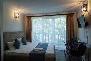 Panoramic Double Room | Premium bedding, in-room safe, individually furnished, blackout drapes - Casanova Inn (Dilijan)