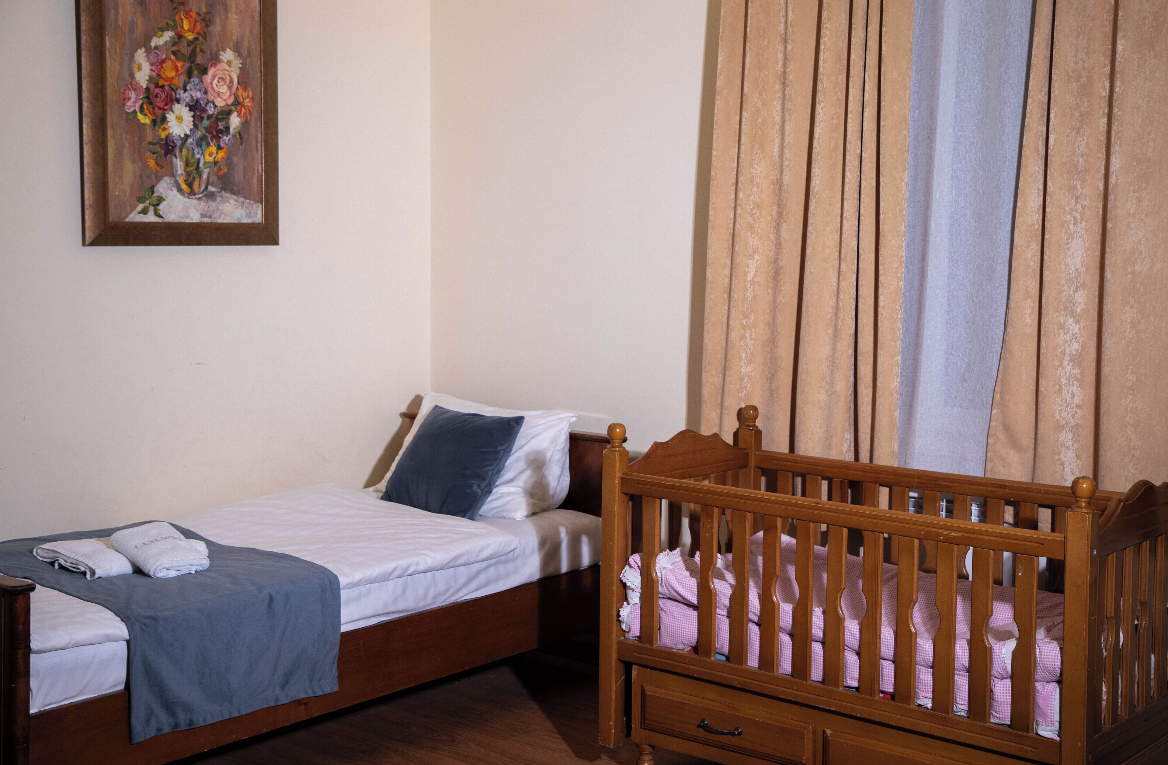 Family Room, 1 Bedroom, Balcony | Katil tambahan