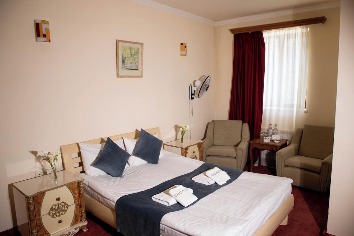 Comfort Double or Twin Room | Premium bedding, in-room safe, individually furnished, blackout curtains