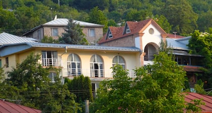 Casanova Inn