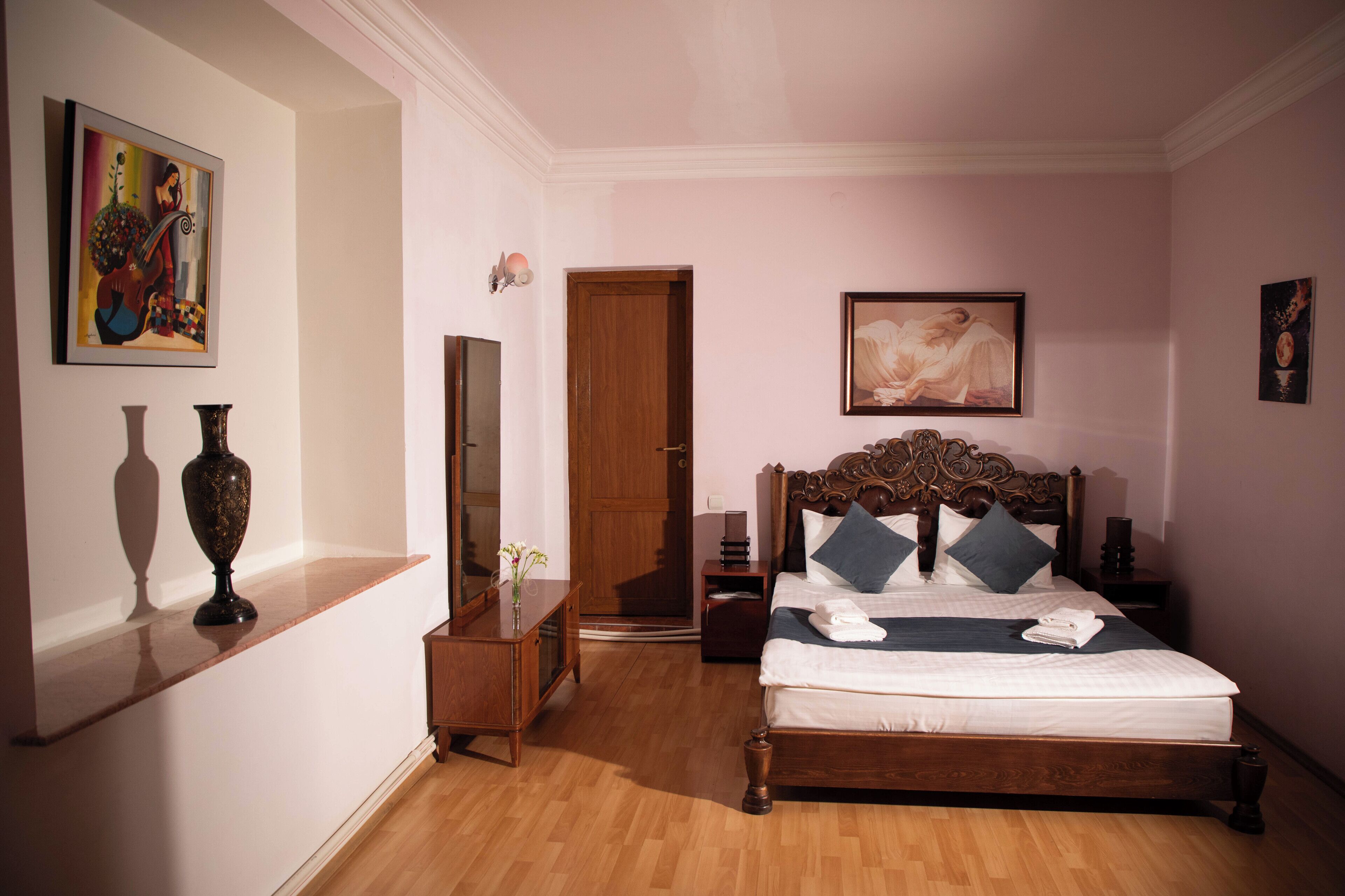 Superior Double Room | Premium bedding, in-room safe, individually furnished, blackout curtains