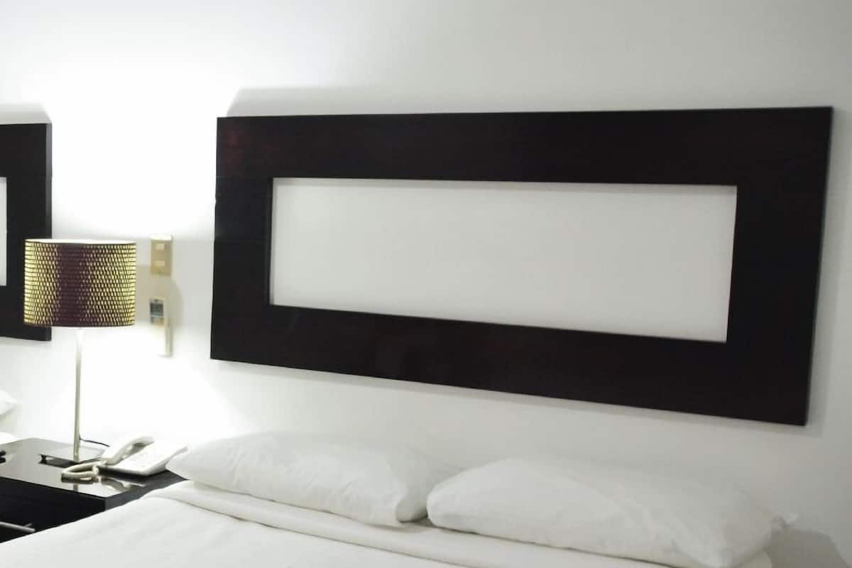 Sistema de insonorización, wifi gratis, accesible en silla de ruedas