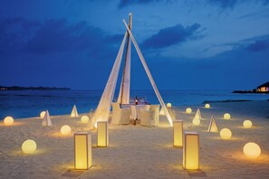 3 restaurants; breakfast, lunch, and dinner served - OBLU NATURE Helengeli - All-Inclusive with Free Transfers (Helengeli)