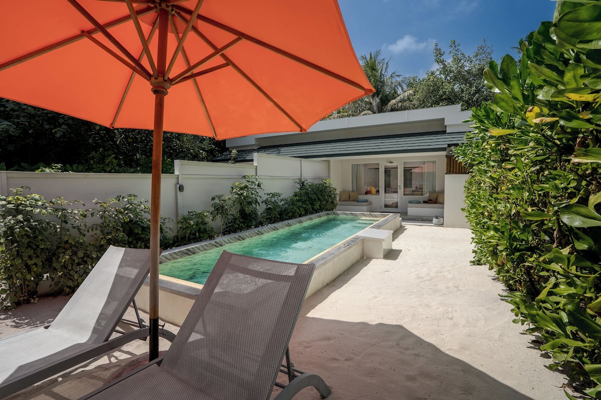 Family Room, 2 Bedrooms, Private Pool, Beach View