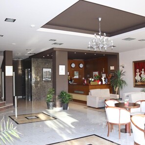 Lobby - Perla (Pogradec)
