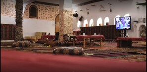 Lobby-Lounge