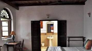 In-room safe, WiFi, wheelchair access