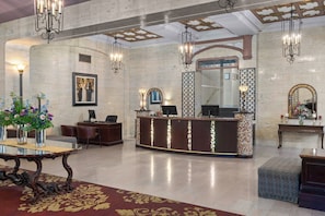 Lobby - WorldMark Seattle - The Camlin (Seattle)