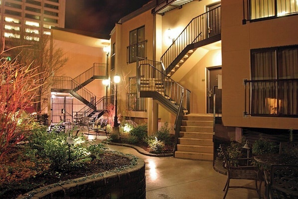 Exterior - WorldMark Seattle - The Camlin (Seattle)